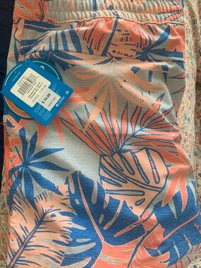 Tropical Leaf Athletic Shorts in Coral and Blue -